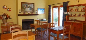 Daily English breakfast for a fee - Be My Guest Lodge (Cape Town)