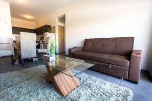 Flat-screen TV - Sun Residences (Larnaca)