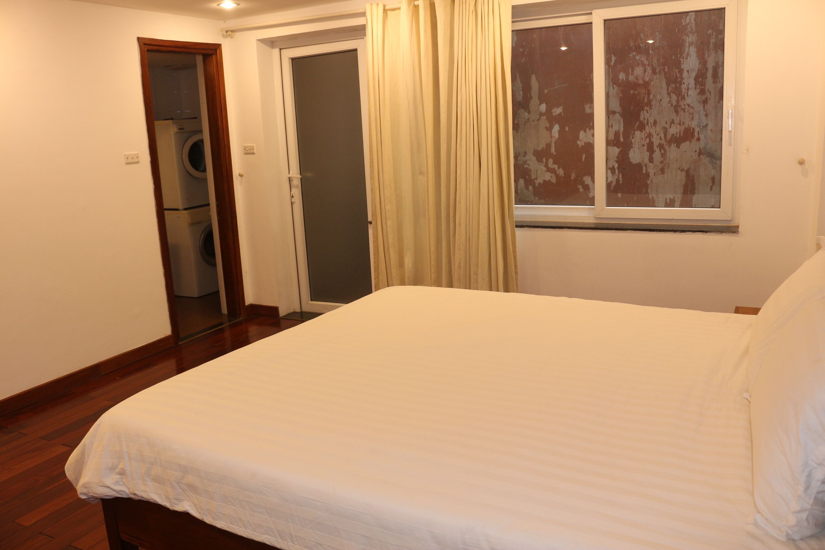 2 camere, ferro/asse da stiro, Wi-Fi gratuito