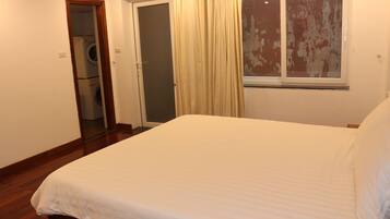 2 camere, ferro/asse da stiro, Wi-Fi gratuito