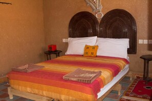 Individually decorated, individually furnished, free WiFi, bed sheets - Panoramique Chez Brahim (Aït Benhaddou)