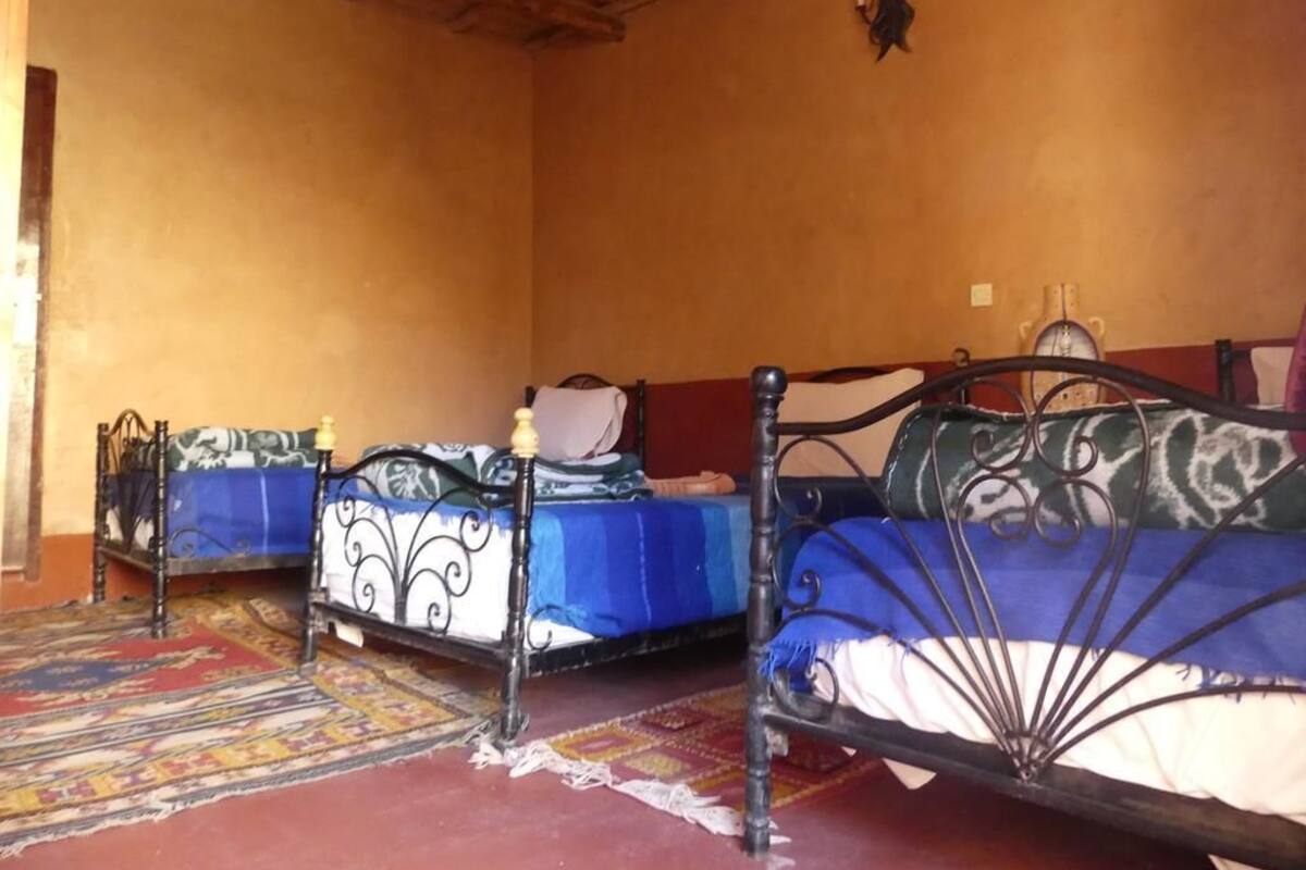 Triple Room | Free WiFi, individually decorated, individually furnished, bed sheets