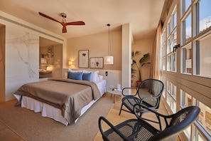 Deluxe Double Room | 1 bedroom, minibar, in-room safe, desk