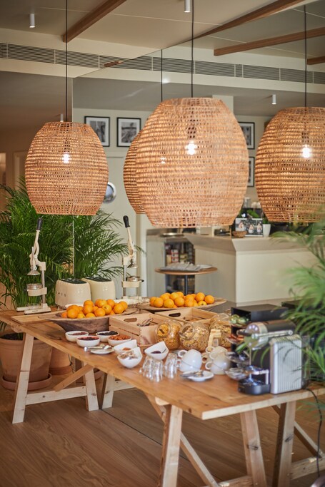 Mon Boutique Hotel - view 2