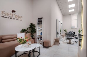 Hair salon - Ani Grand Hotel Yerevan (Yerevan)