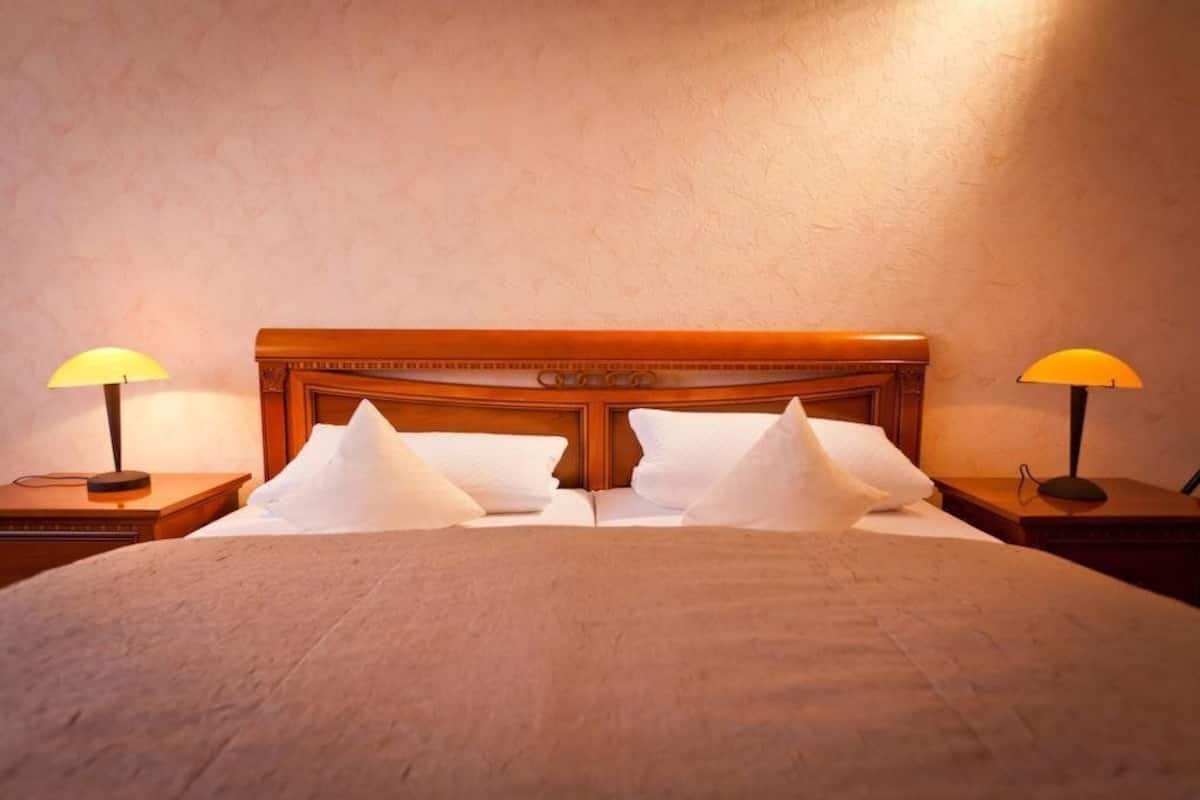 Habitación doble | Escritorio, wifi gratis y ropa de cama