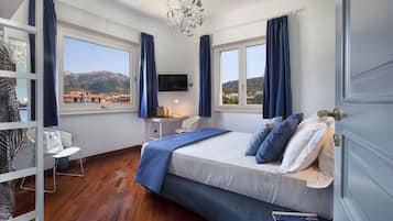 1 bedroom, iron/ironing board, cots/infant beds, free WiFi