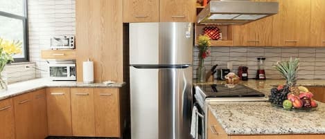 Apartment, Non Smoking | Private kitchen