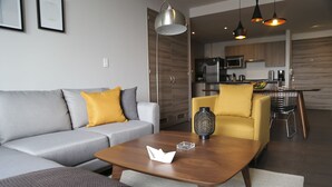 Apartemen, Bebas Asap Rokok | Dapur pribadi | Mesin pembuat kopi/teh, lemari es, microwave, dan oven