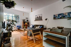 Appartement, non-fumeur | Aire de séjour | Téléviseur à écran plat
