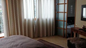 Unclassified image, 5 of 11, button - Villa Contemporaine (Tangier)