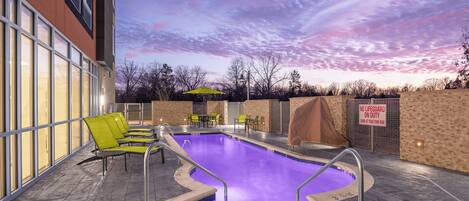 Seasonal outdoor pool