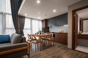 Executive Loft, 1 Bedroom | Private kitchen