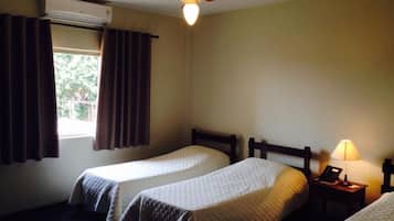 Minibar, desk, blackout curtains, free WiFi