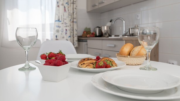 Studio, Sea View (More) | In-room dining - Apartments Livaja (Kastela)