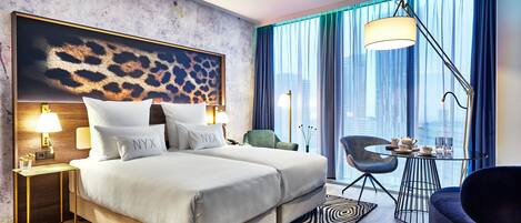 Comfort Room (Down To Earth) | 1 bedroom, minibar, in-room safe, desk