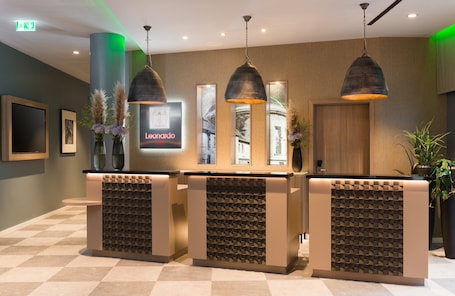 Recepción. Leonardo Hotel Offenbach Frankfurt
