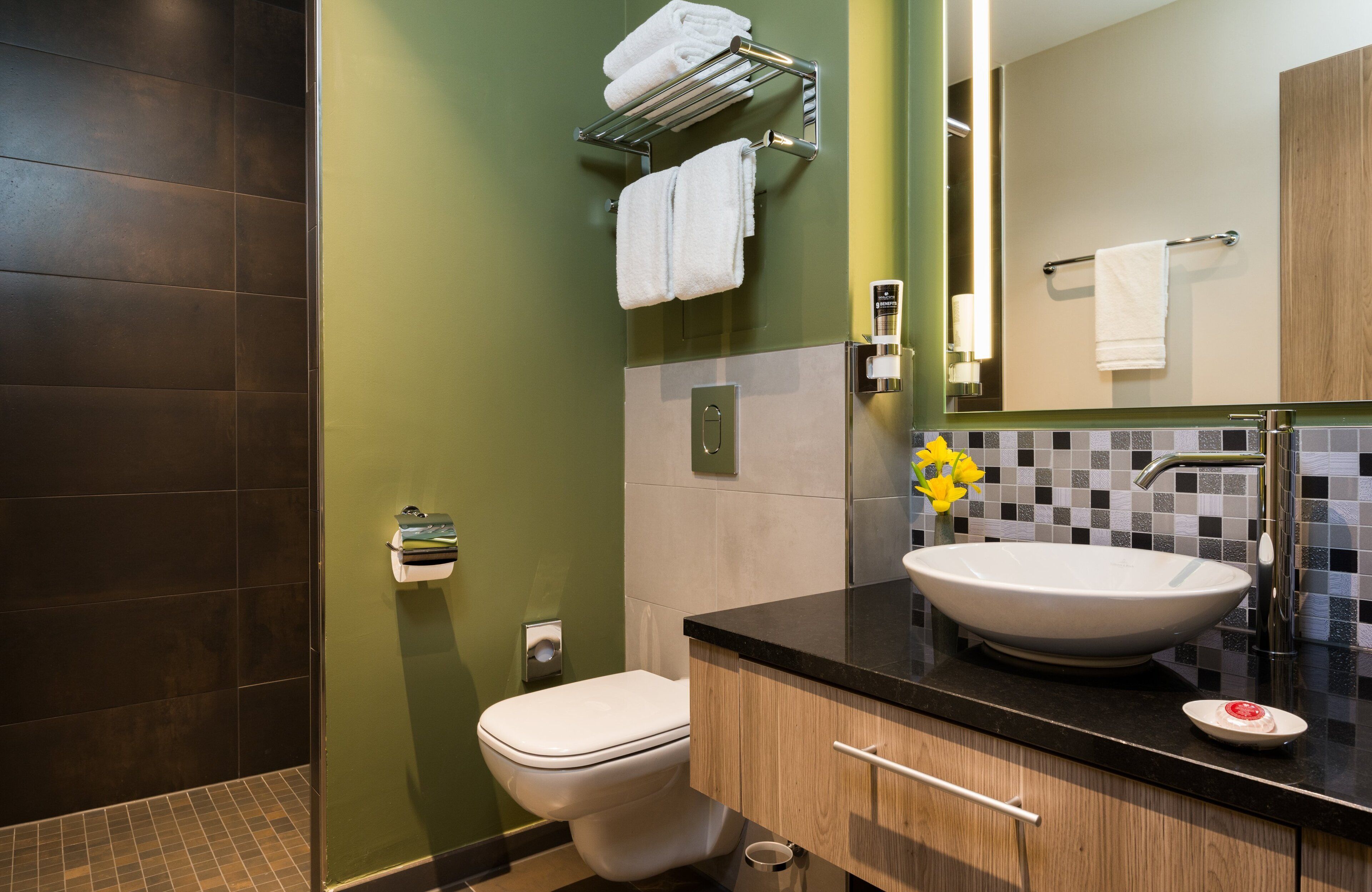 superior room | bathroom | shower, free toiletries, hair dryer, towels
