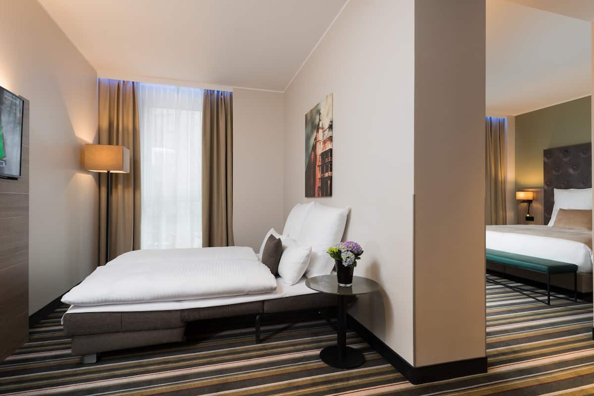 1 bedroom, minibar, in-room safe, desk