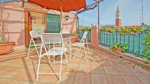 Unclassified image, 1 of 19, button - DolceVita Apartments N. 192 (Venice)