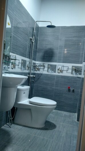 Bathroom amenities - Dalat Horizon Hotel (Da Lat)