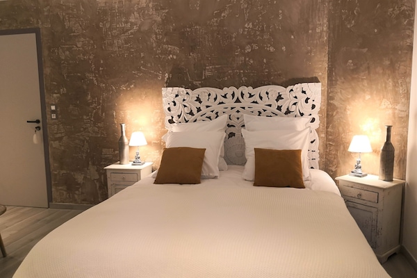Habitación doble (Bombay) | Ropa de cama de alta calidad y camas con efecto memoria