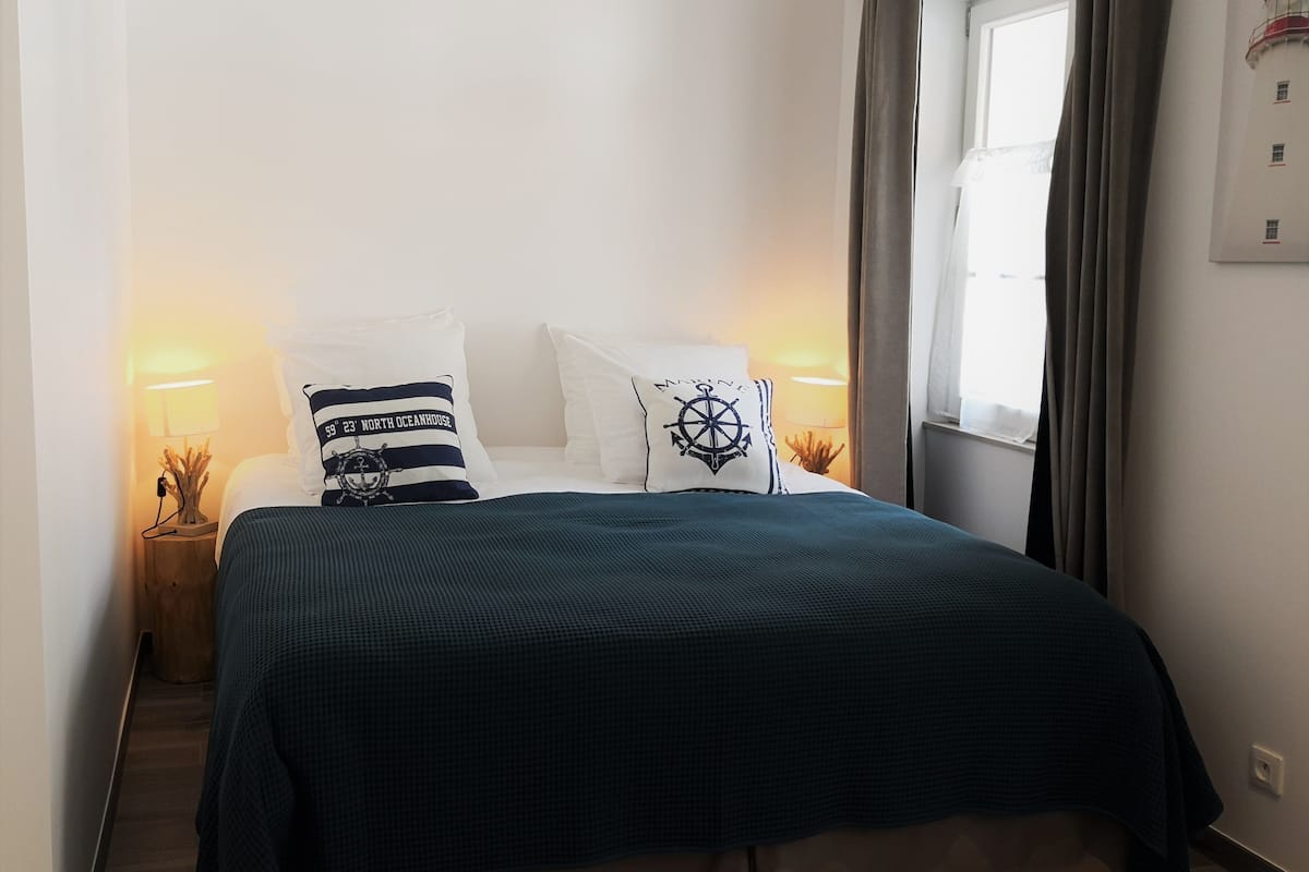 Quadruple Room (Arcachon) | Premium bedding, memory foam beds, desk, soundproofing
