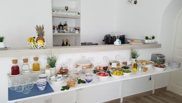 Komplett frokost er inkludert hver dag