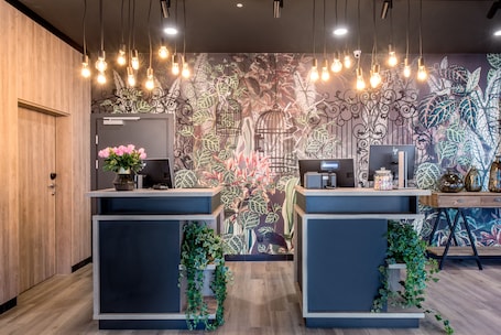 Recepción. Ibis Styles Kraków East