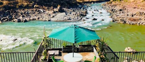 Petit déjeuner préparé sur commande (595 PKR par personne)