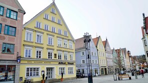 Esterni