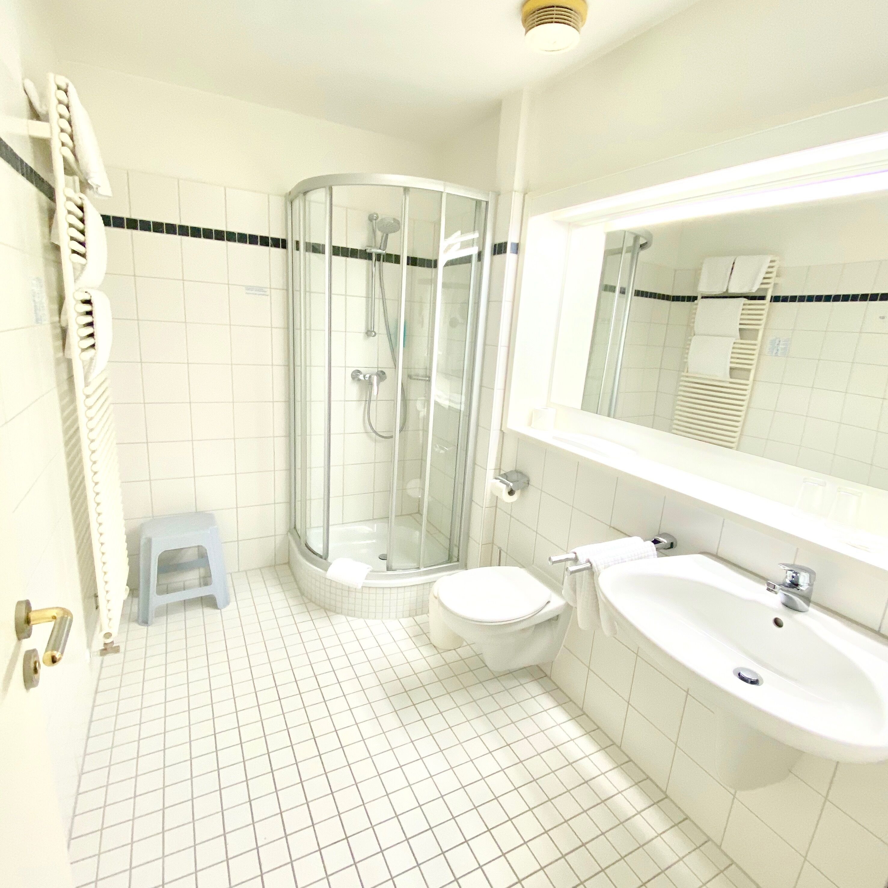 shower, free toiletries, hair dryer, slippers