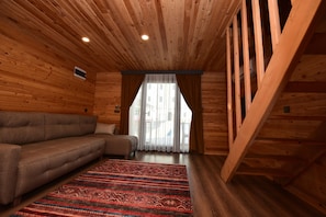 Exclusive Bungalow, Jetted Tub | 1 bedroom, hypo-allergenic bedding, desk, blackout drapes - Irbec Apart & Bungalow (Demre)
