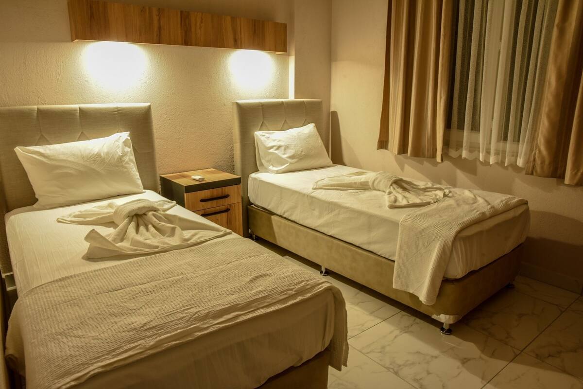 Junior Apartment | 1 bedroom, hypo-allergenic bedding available, desk, blackout drapes
