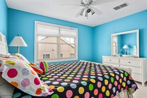 House | 3 bedrooms, free WiFi