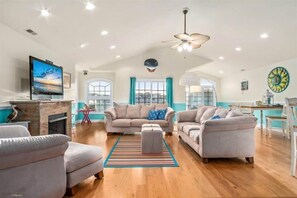 House | Living room | TV