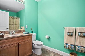 House | Bathroom - Nw415 E 23rd Avenue, Unit 202 (North Wildwood)