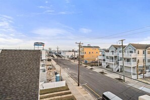 House | Exterior - Nw415 E 23rd Avenue, Unit 202 (North Wildwood)