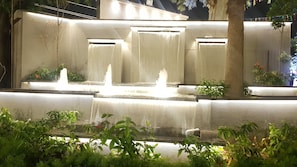 Fachada del alojamiento - Noche