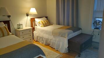 Iron/ironing board, free WiFi, bed sheets, wheelchair access