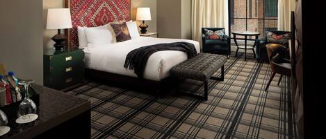 1 bedroom, Egyptian cotton sheets, premium bedding, down duvets