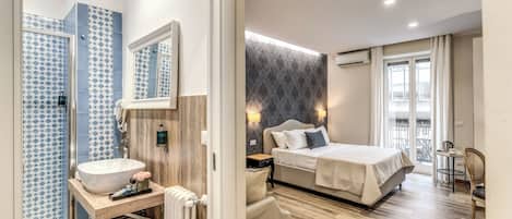 Deluxe Quadruple Room | Bar mini, peti besi dalam bilik, dihias secara berasingan