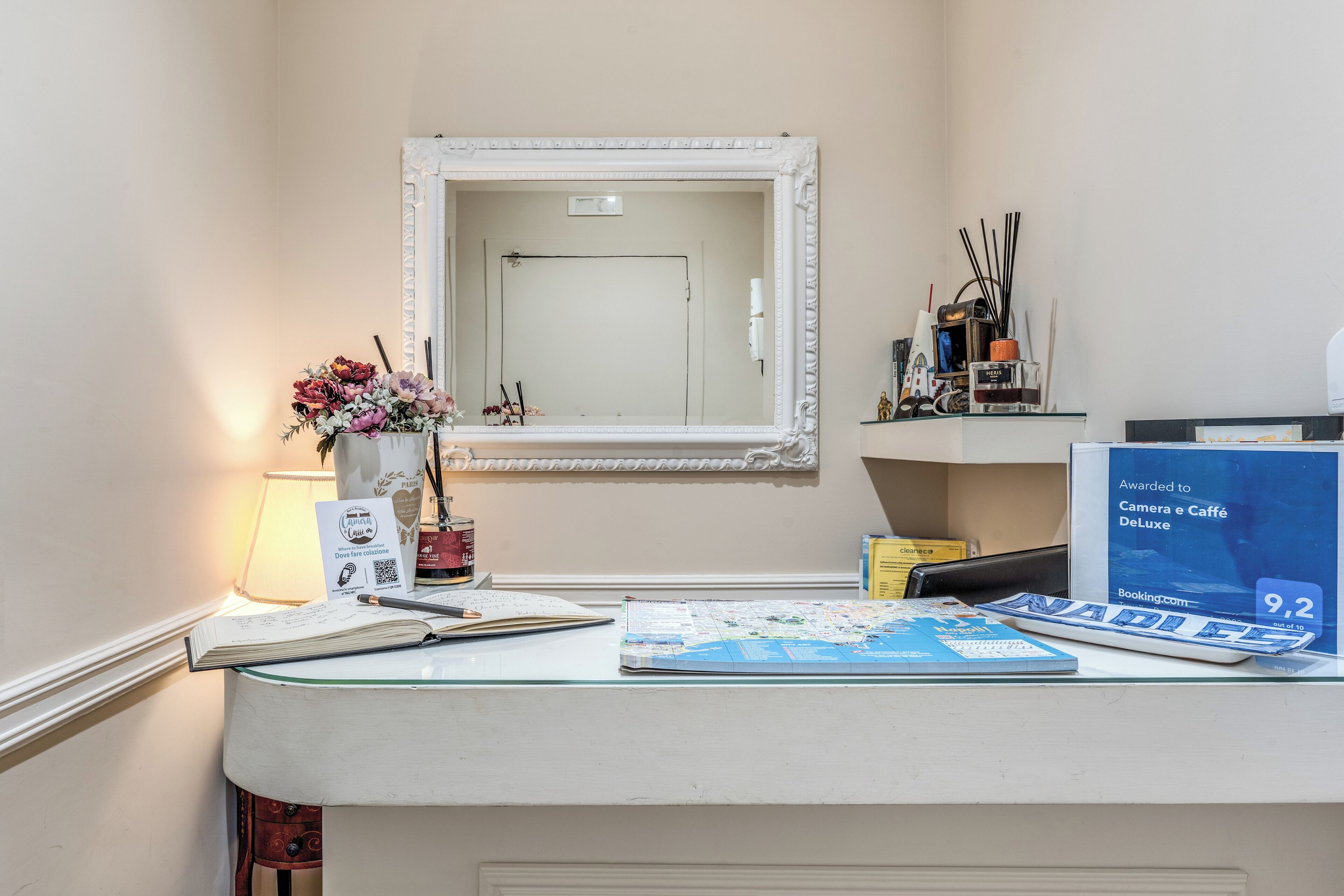 Foto - Camera e Caffé DeLuxe