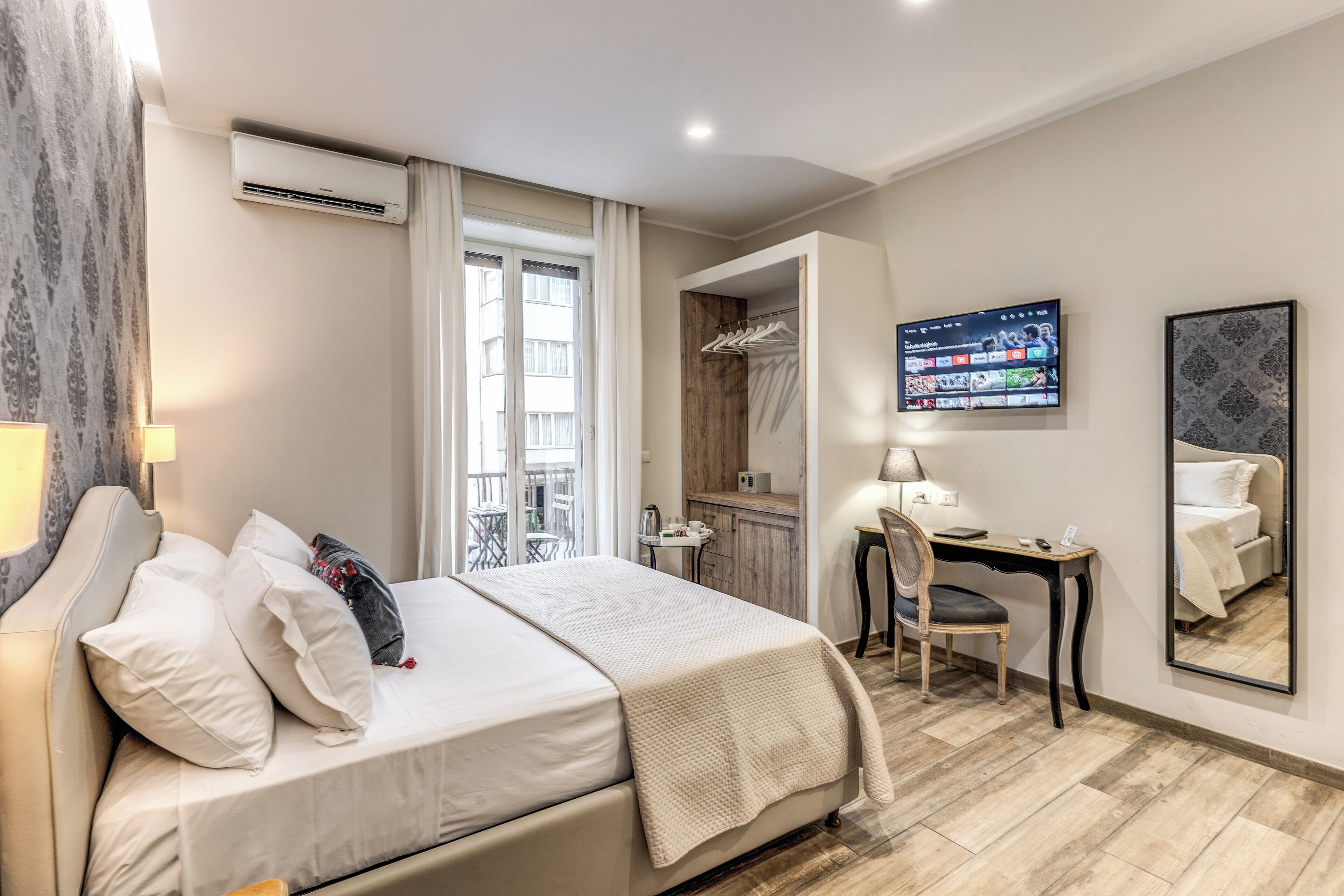 Foto - Camera e Caffé DeLuxe