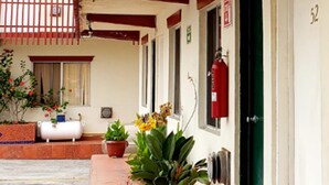Interior - Motel Cortez (Tijuana)