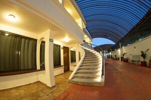 Fachada de la propiedad