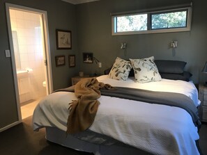 5 chambres, bureau, fer et planche à repasser, Wi-Fi