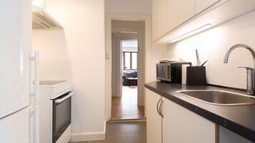 Kühlschrank, Ofen, Herdplatte, Geschirrspüler