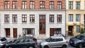 Luokittelematon kuva, 3 kautta 22, painike