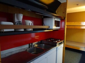 Fridge, microwave, oven, dishwasher - 50m from ski slopes, 2nd floor, balcony, tv, ski locker, 37m², Les Arcs (Les Arcs)